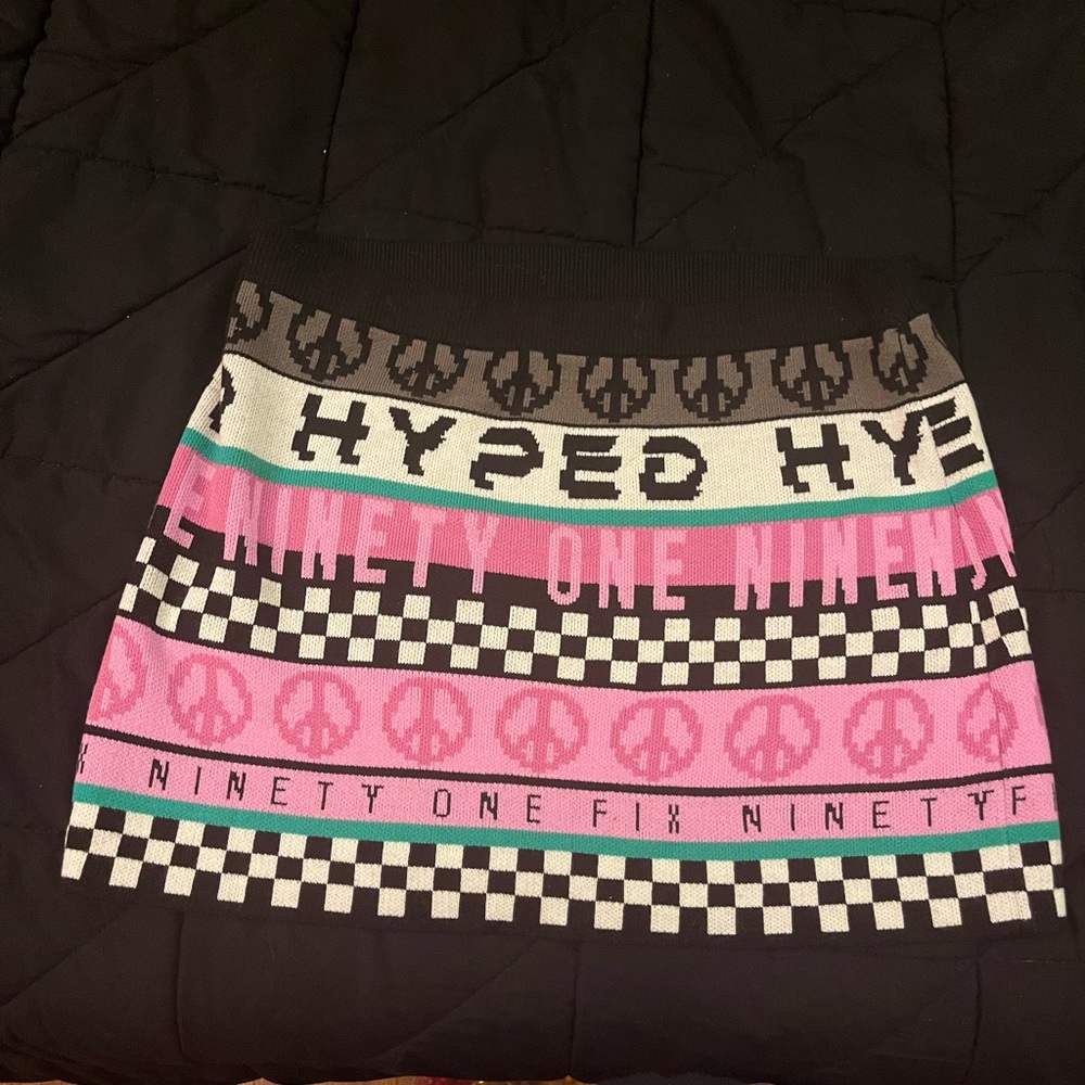 NEW H&M Mini Skirt